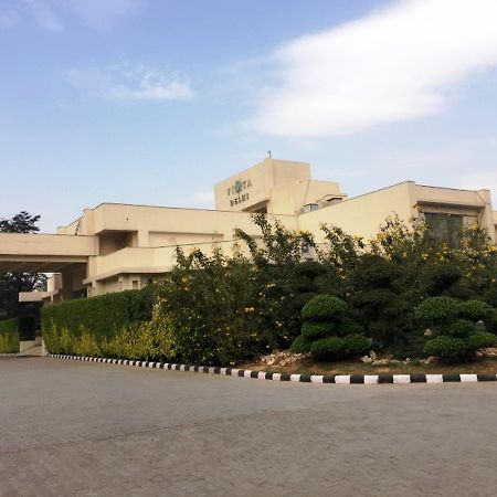 Hotel Vista New Delhi Buitenkant foto