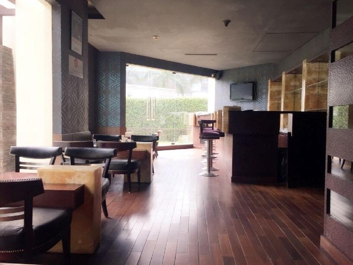 Hotel Vista New Delhi Buitenkant foto