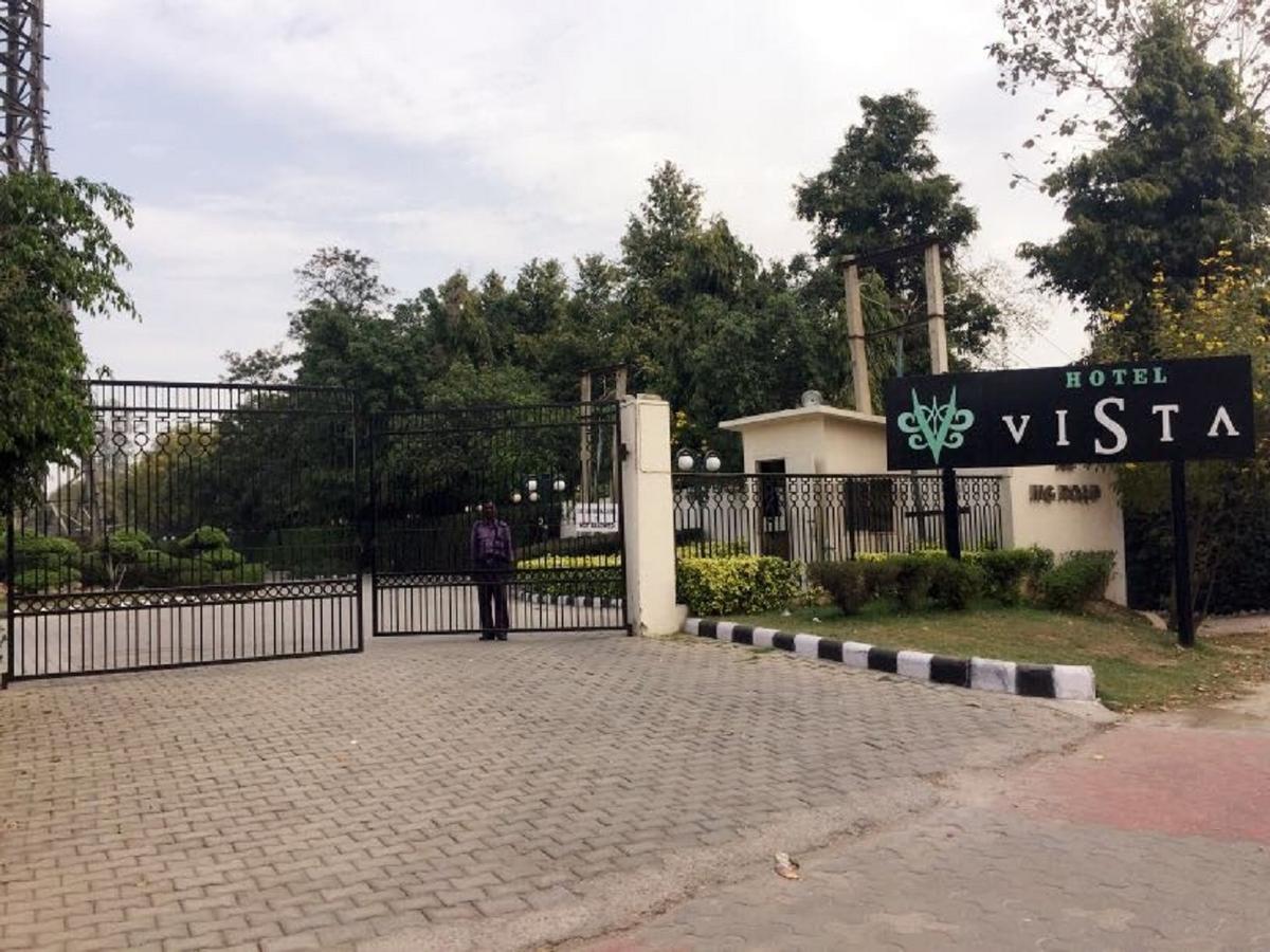 Hotel Vista New Delhi Buitenkant foto